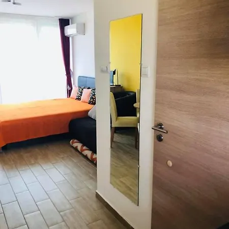 Apartman Mandarin Apartman *